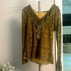 Hand made too long sleeve with ruffle